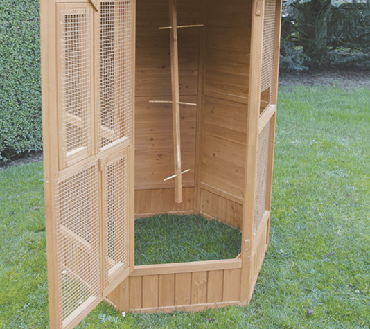 voladero de pájaros de jardín