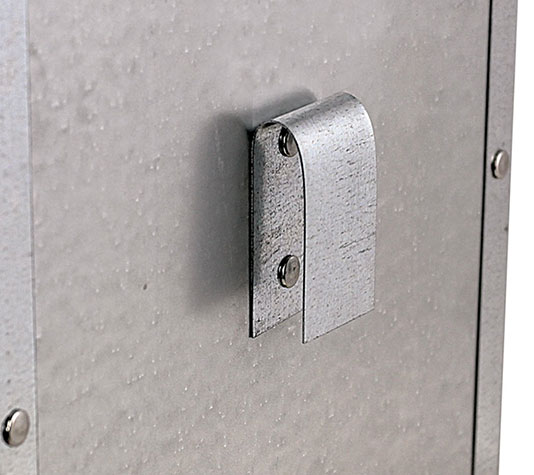 sistema para colgar el comedero